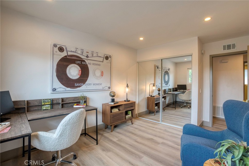 25112 Northrup Drive Property Photo 38