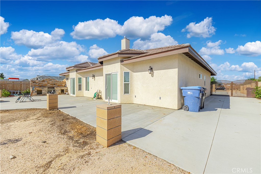 42620 25th W Property Photo 31