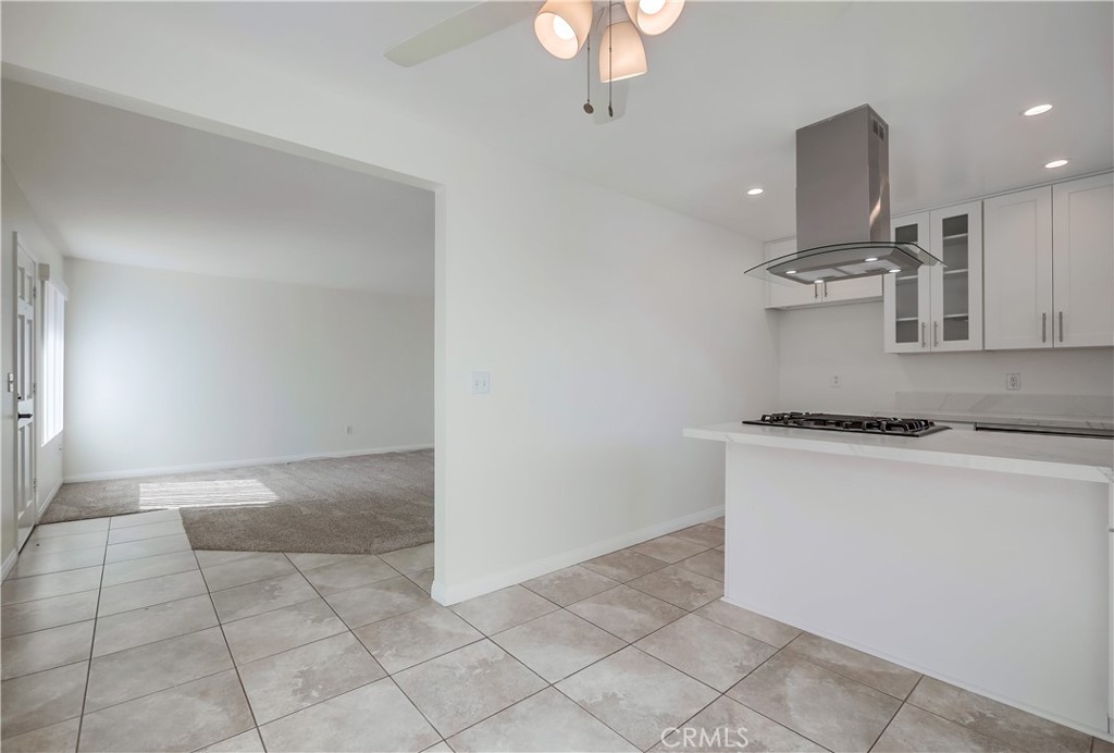 5571 Reno Circle Property Photo 9