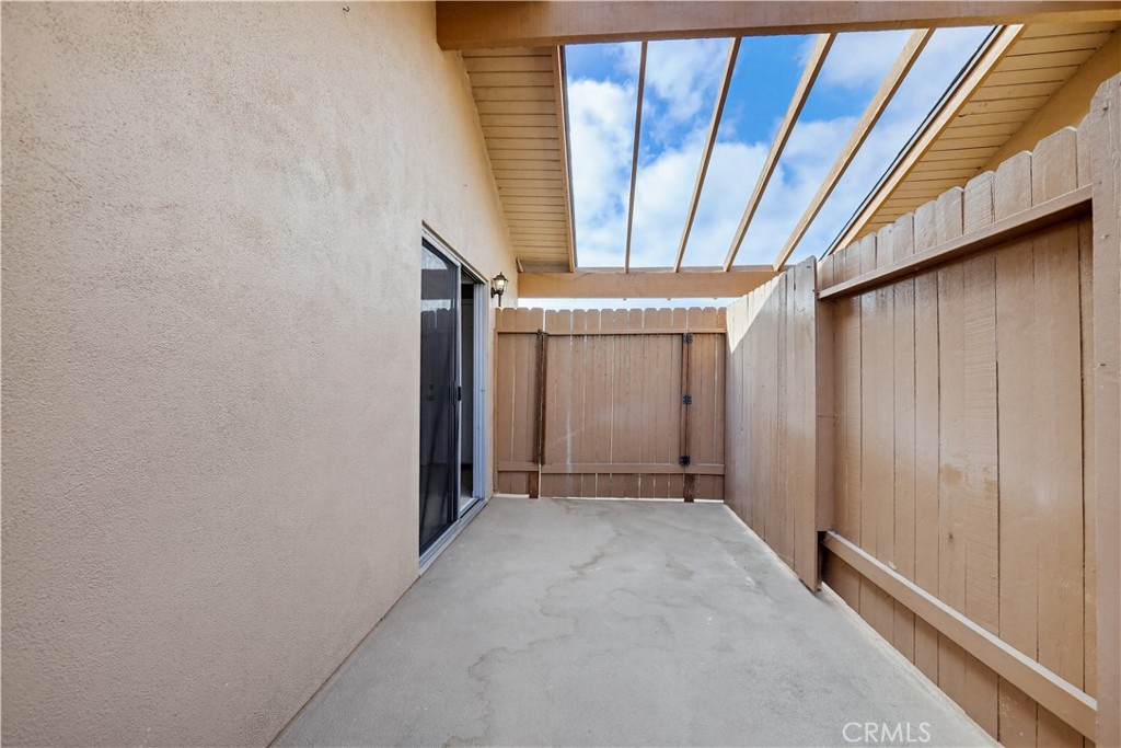 5571 Reno Circle Property Photo 18
