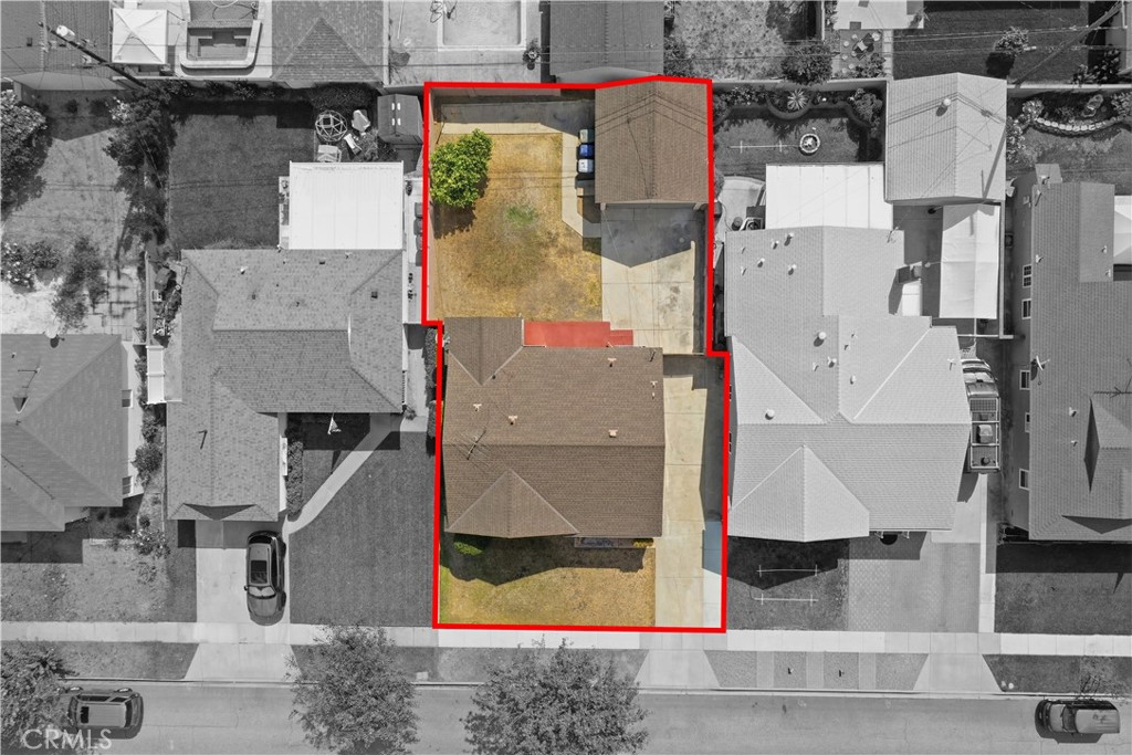 4646 Deeboyar Avenue Property Photo 22