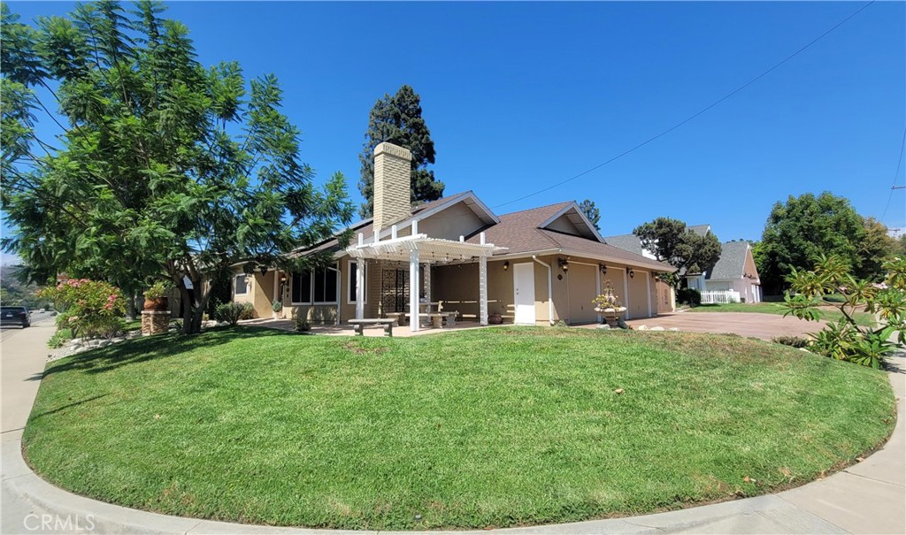 7125 E Randall Avenue Property Photo 3