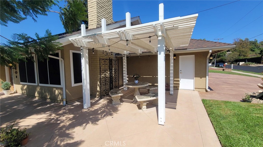 7125 E Randall Avenue Property Photo 4
