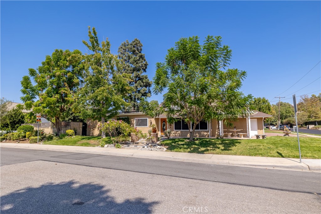 7125 E Randall Avenue Property Photo 7