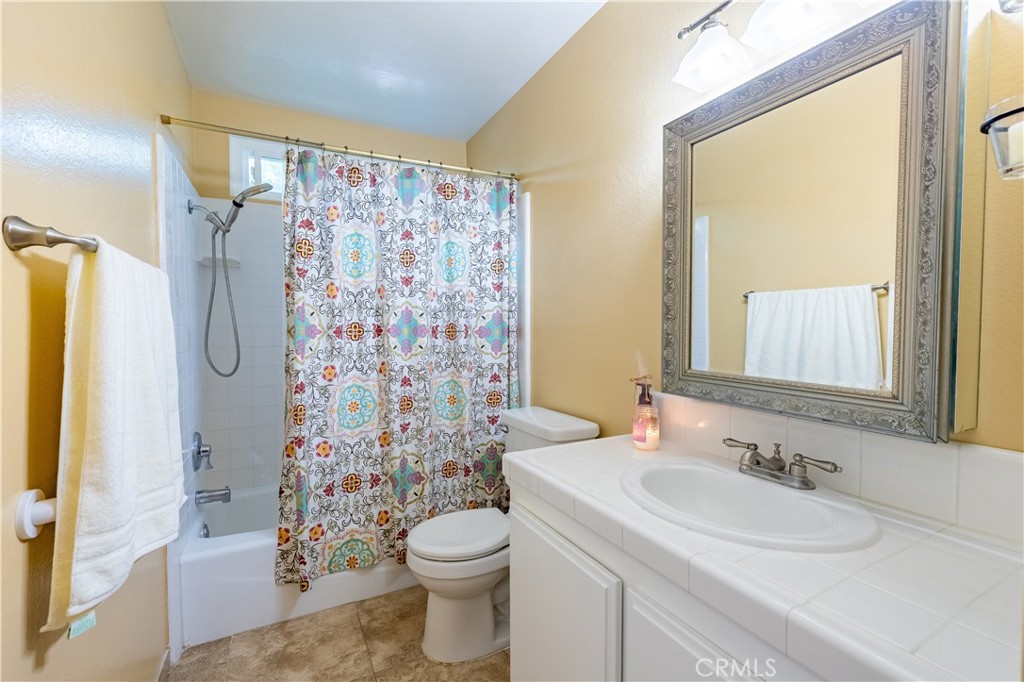 7125 E Randall Avenue Property Photo 23