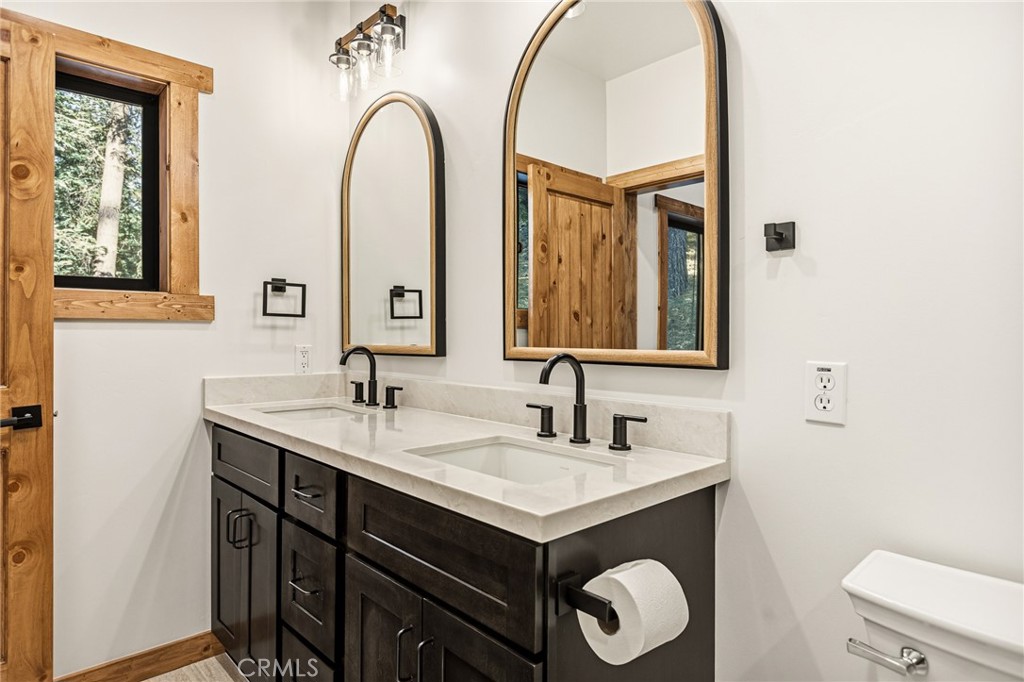 26325 Jacqueline Rd Property Photo 14