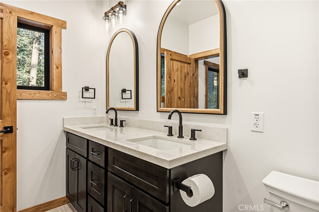 26325 Jacqueline Rd Property Photo 14