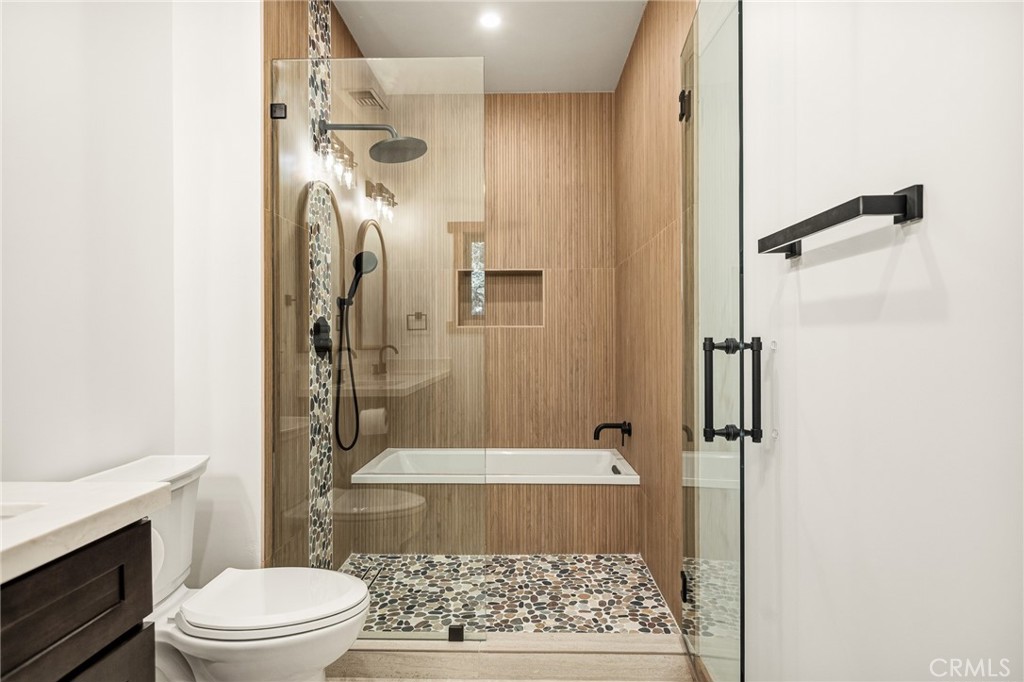 26325 Jacqueline Rd Property Photo 15