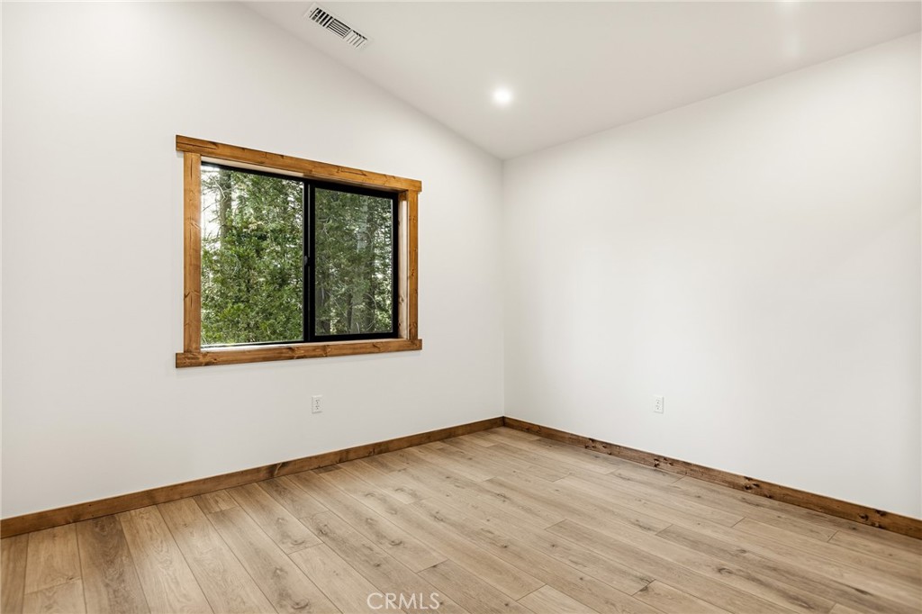 26325 Jacqueline Rd Property Photo 17