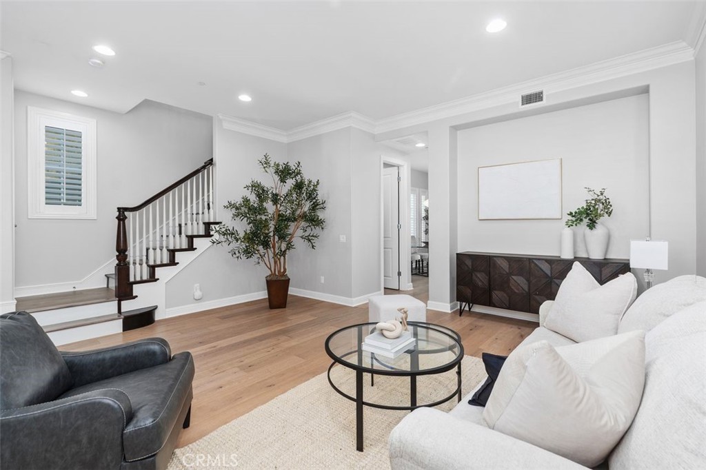 3933 Diamond Hill Property Photo 4