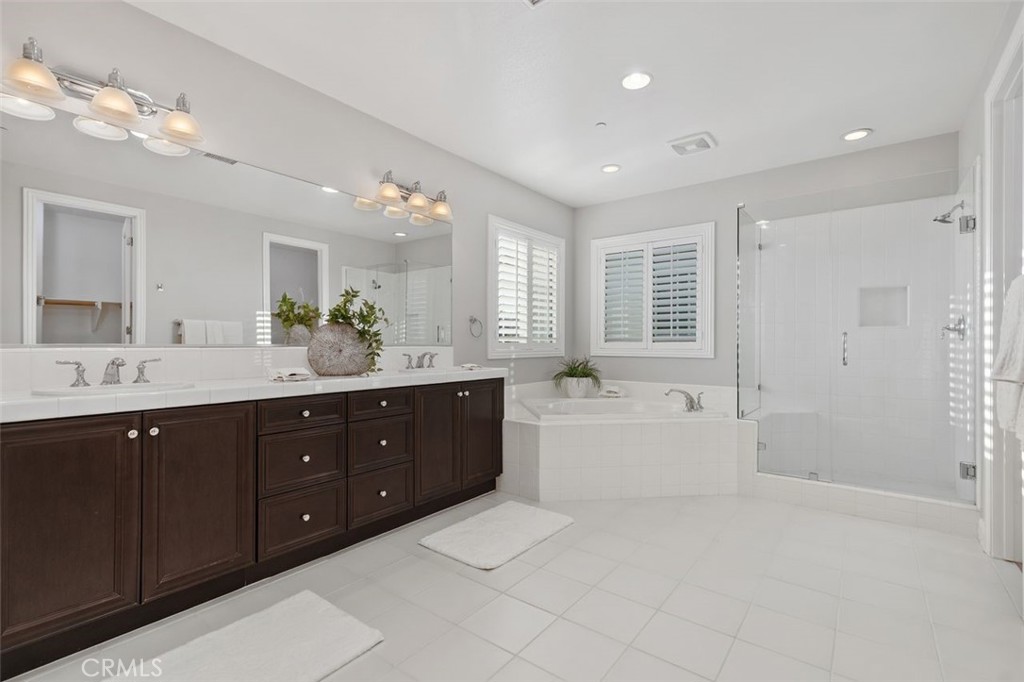 3933 Diamond Hill Property Photo 20