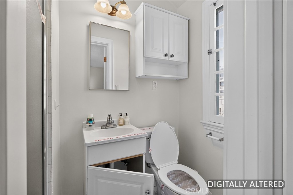 1280 S Beverly Glen Property Photo 14