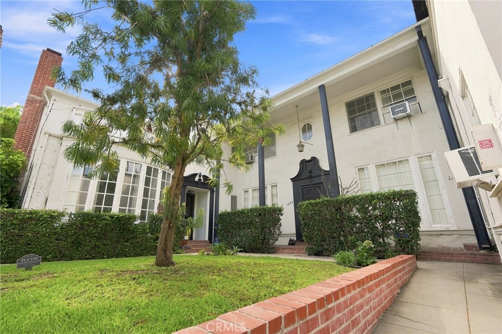 1280 S Beverly Glen Property Photo 24