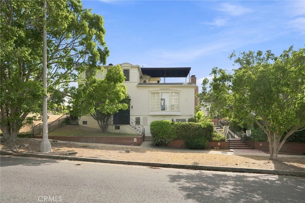 1274 S Beverly Glen Property Photo 36