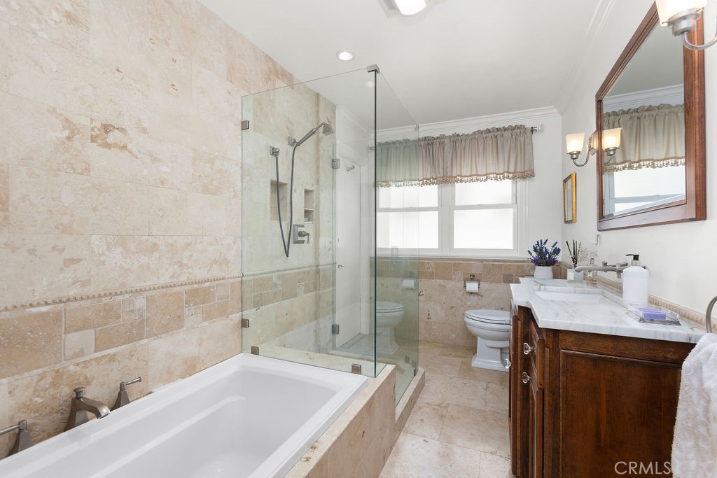 157 Pomona Property Photo 29