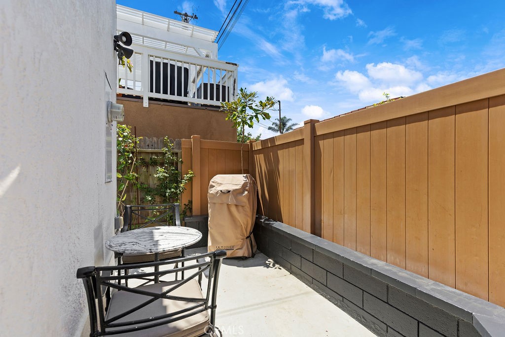 157 Pomona Property Photo 37