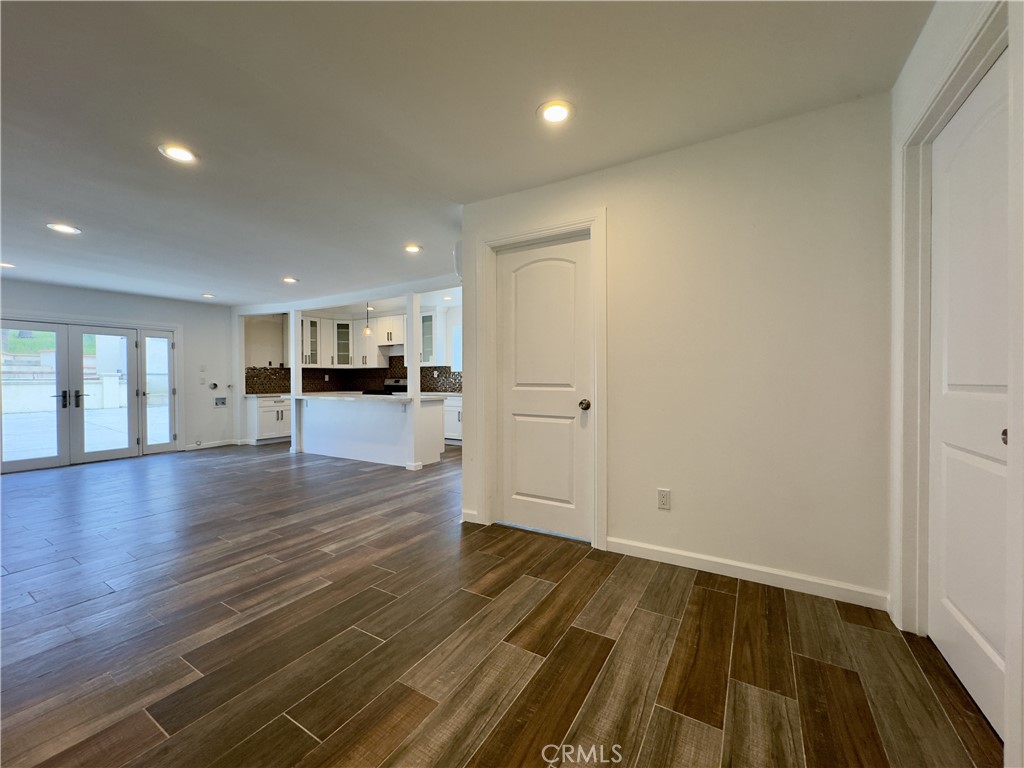 1607 Cherokee Property Photo 17