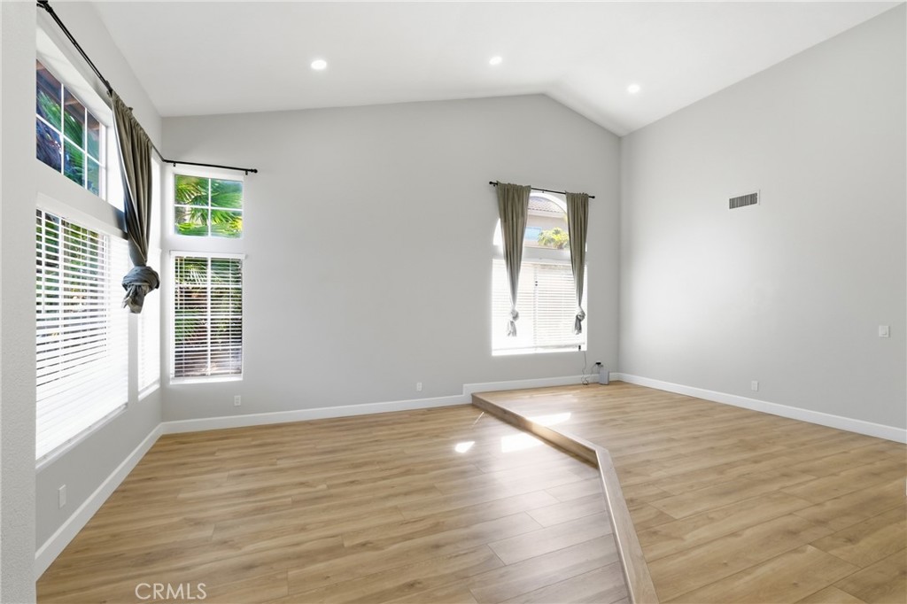 2482 Steven Drive Property Photo 4