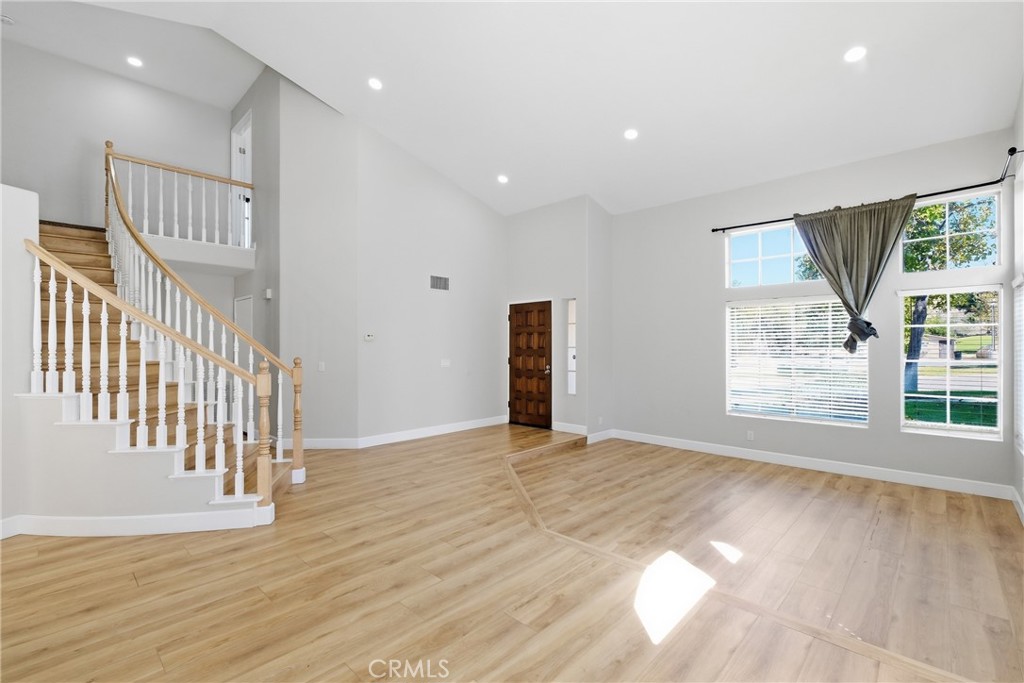 2482 Steven Drive Property Photo 7