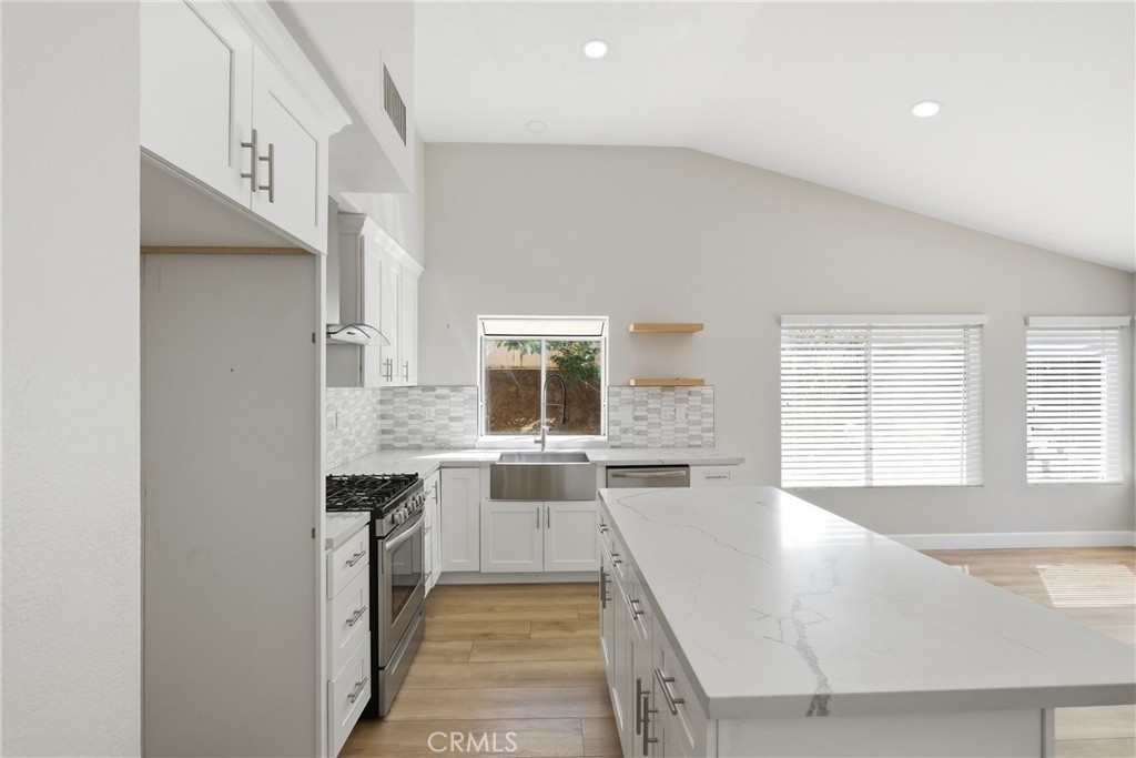 2482 Steven Drive Property Photo 8