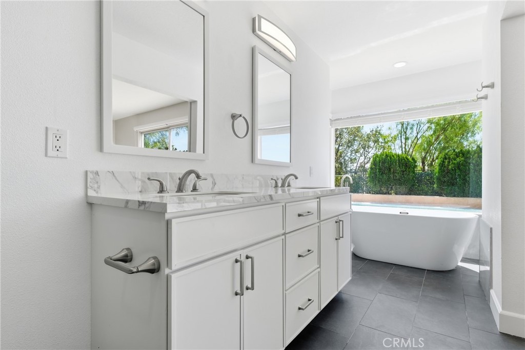 2482 Steven Drive Property Photo 21
