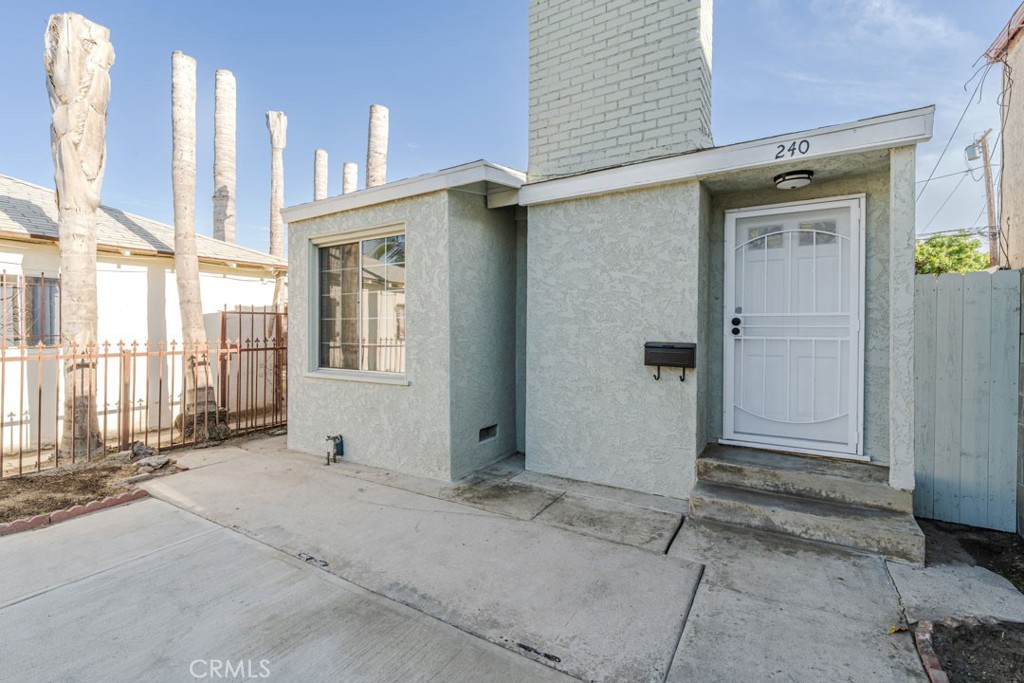 240 E South Property Photo 1