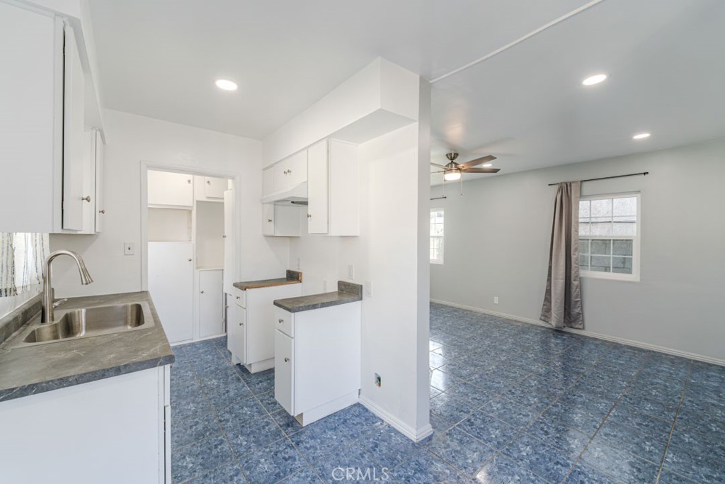 240 E South Property Photo 16