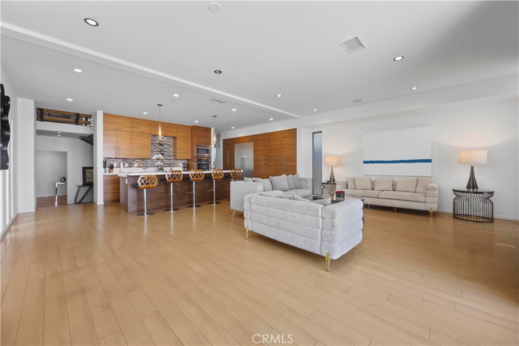 5277 E Ocean Property Photo 11