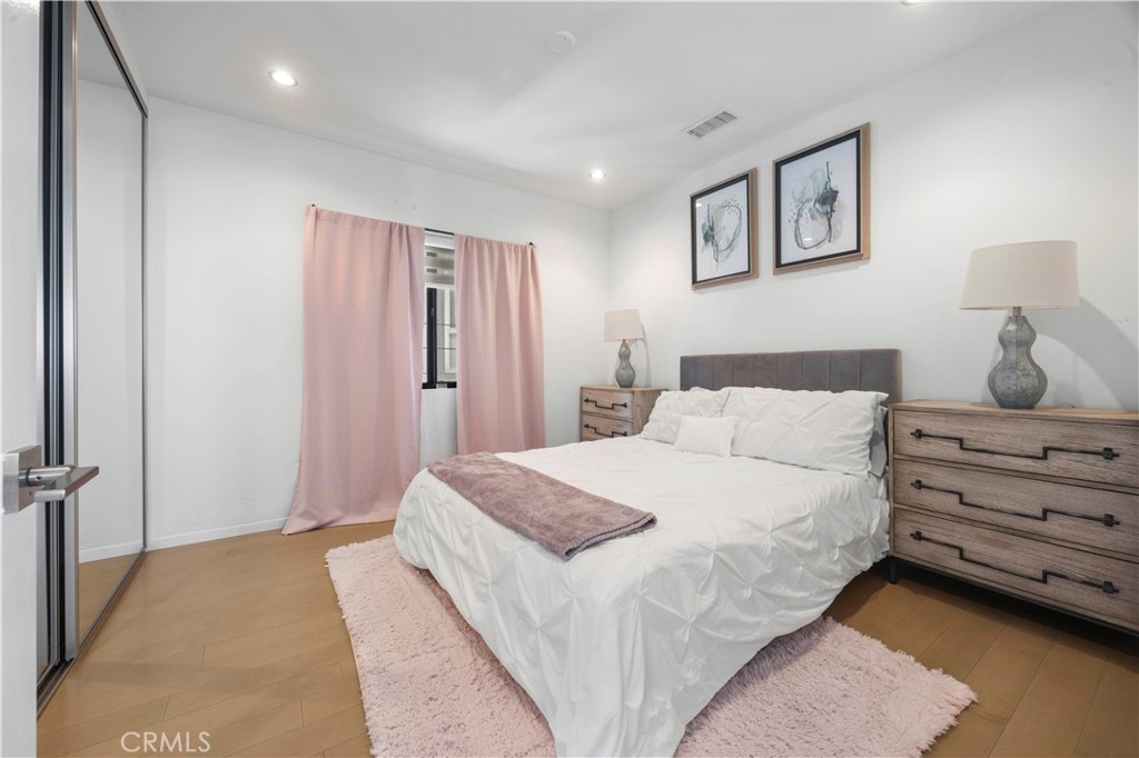 5277 E Ocean Property Photo 17