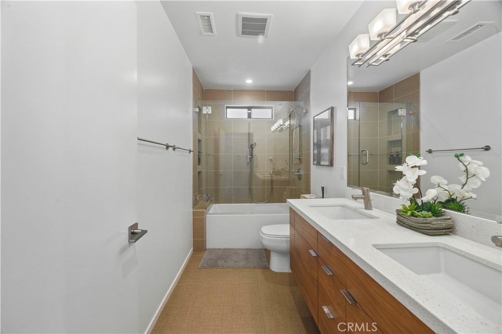 5277 E Ocean Property Photo 18