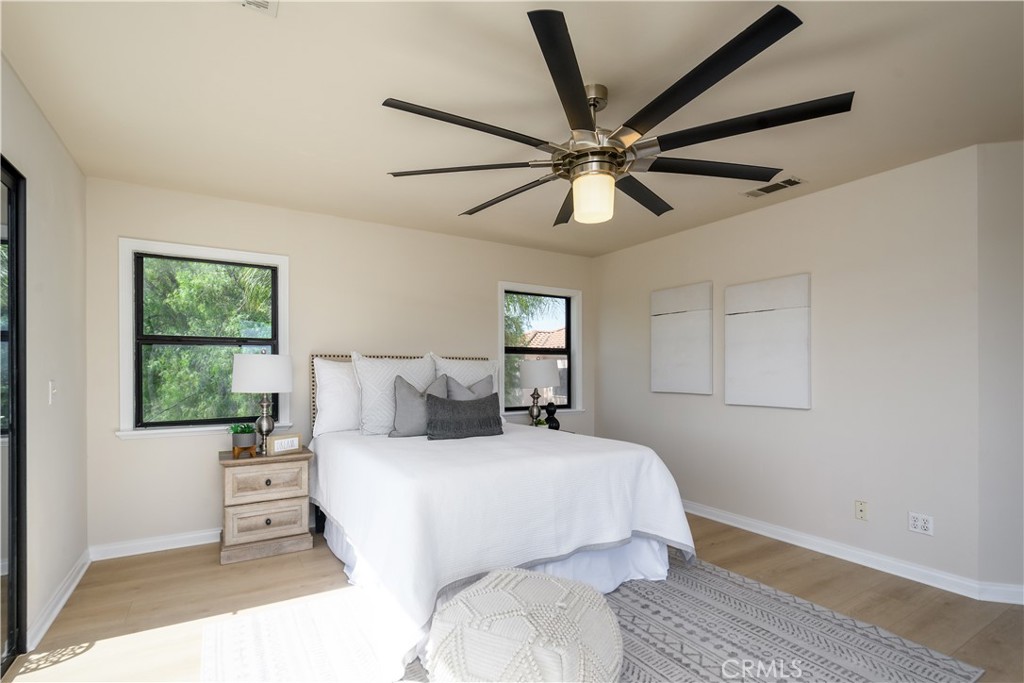 1553 Amate Property Photo 26