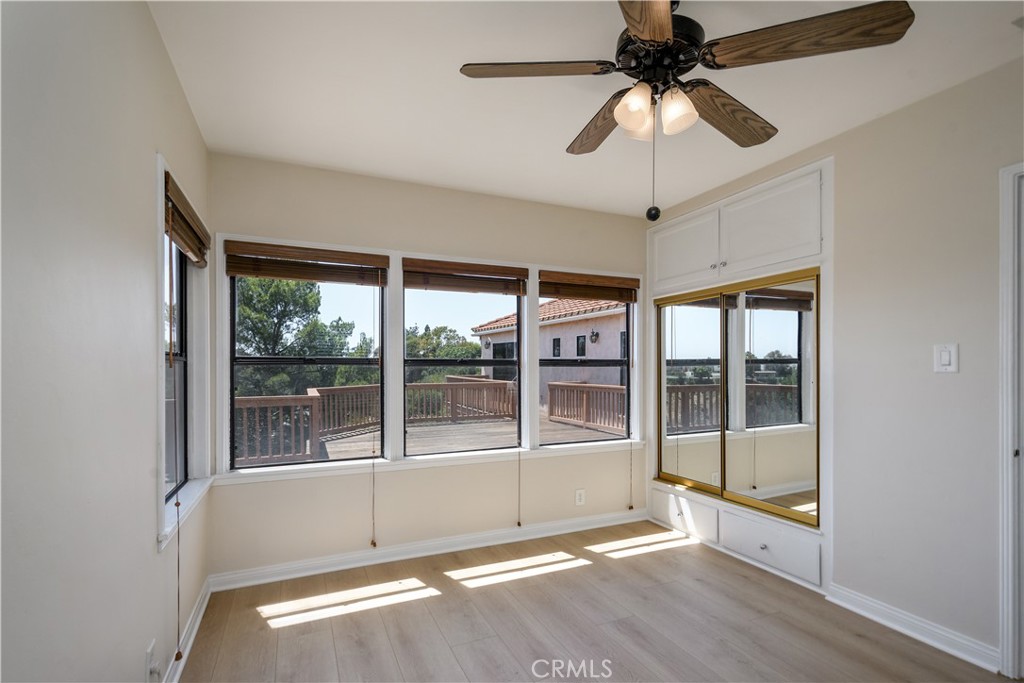 1553 Amate Property Photo 37