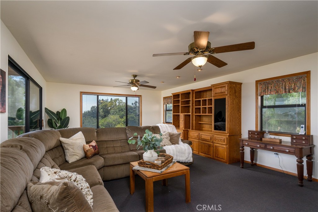 1553 Amate Property Photo 43
