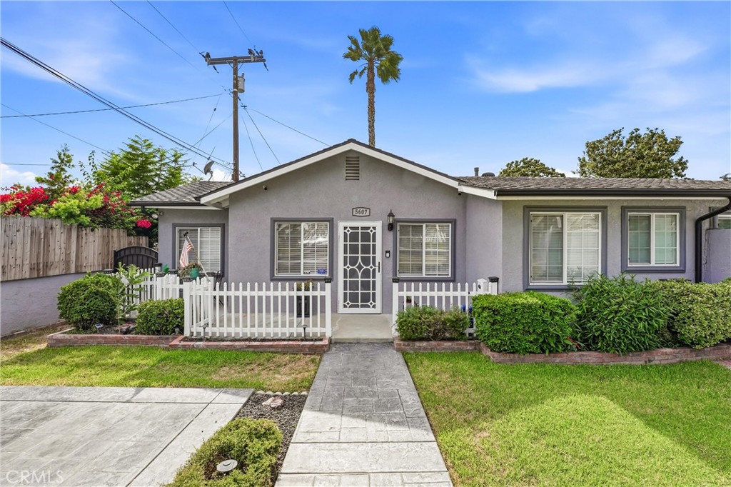 5607 Palm Property Photo 1