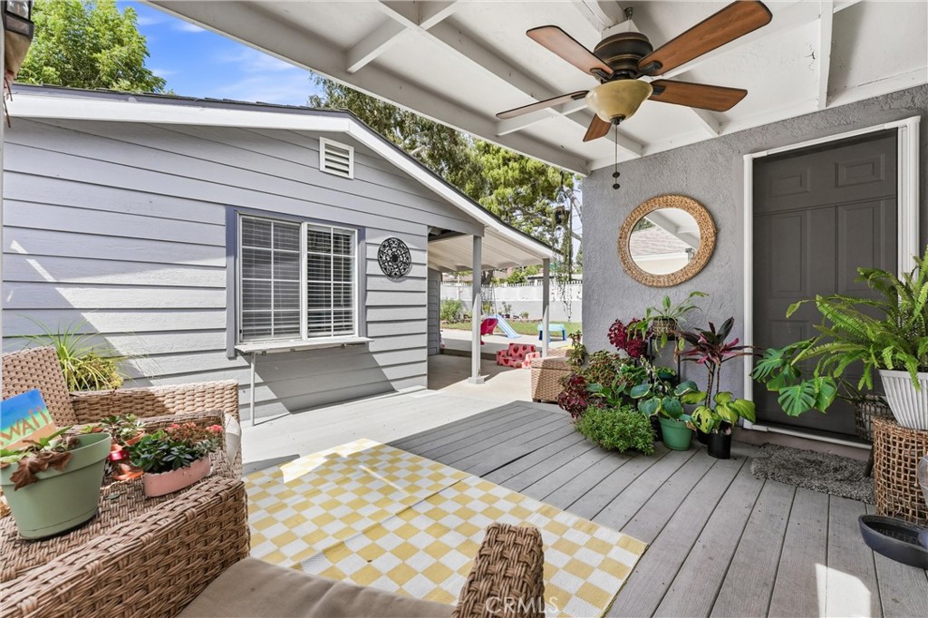 5607 Palm Property Photo 5