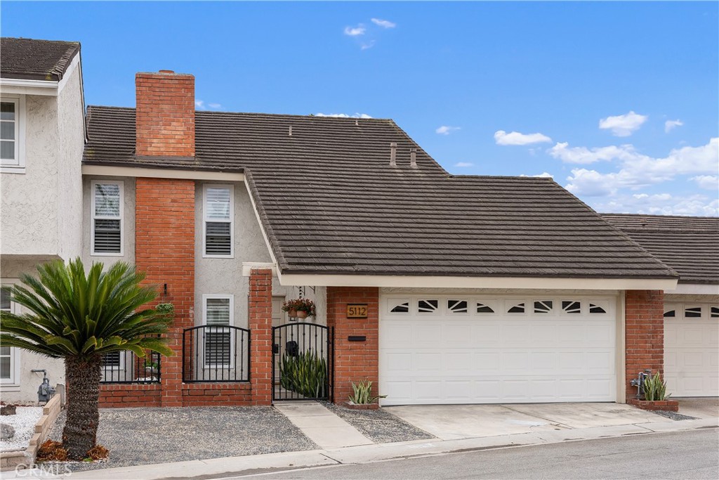 5112 Kingscross Property Photo 1