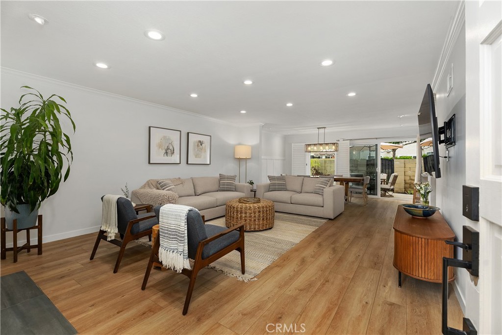 5112 Kingscross Property Photo 6