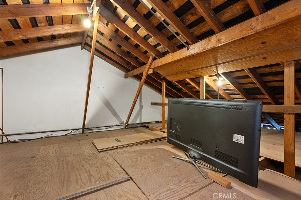 5112 Kingscross Property Photo 23