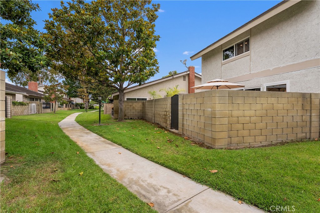 5112 Kingscross Property Photo 32