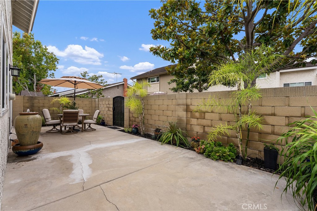 5112 Kingscross Property Photo 37