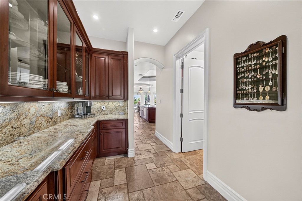 2465 Collinas Property Photo 21