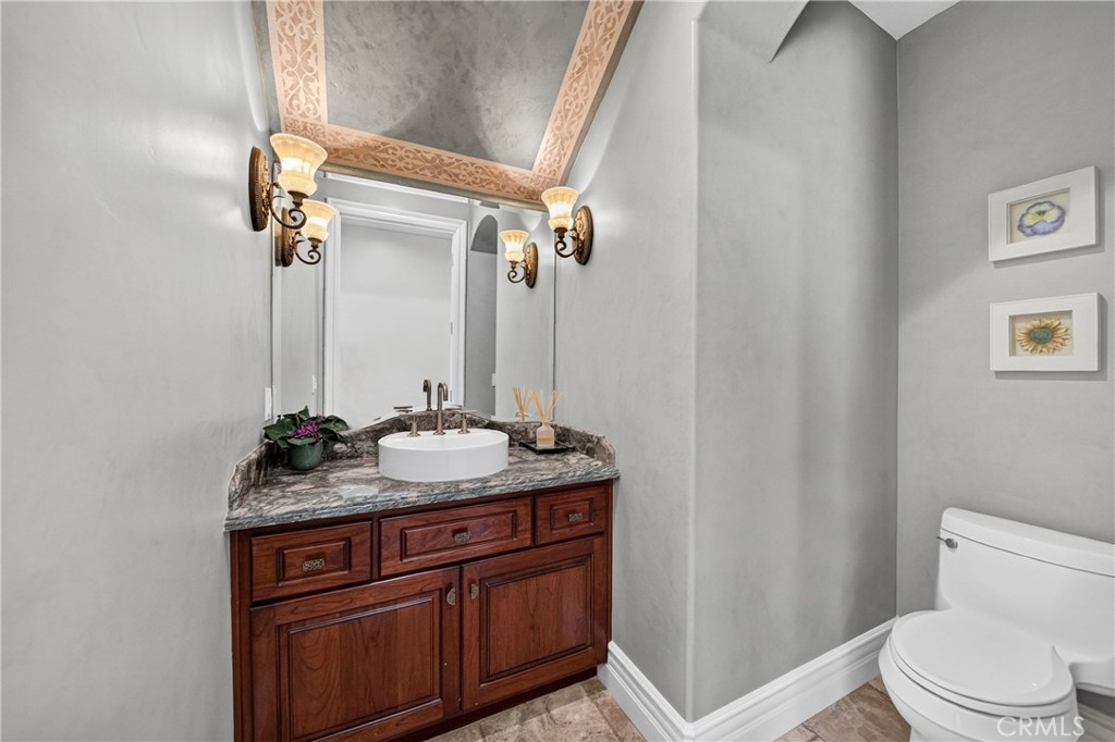 2465 Collinas Property Photo 33