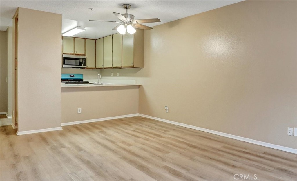 450 E 4th Street 334 Property Photo 5