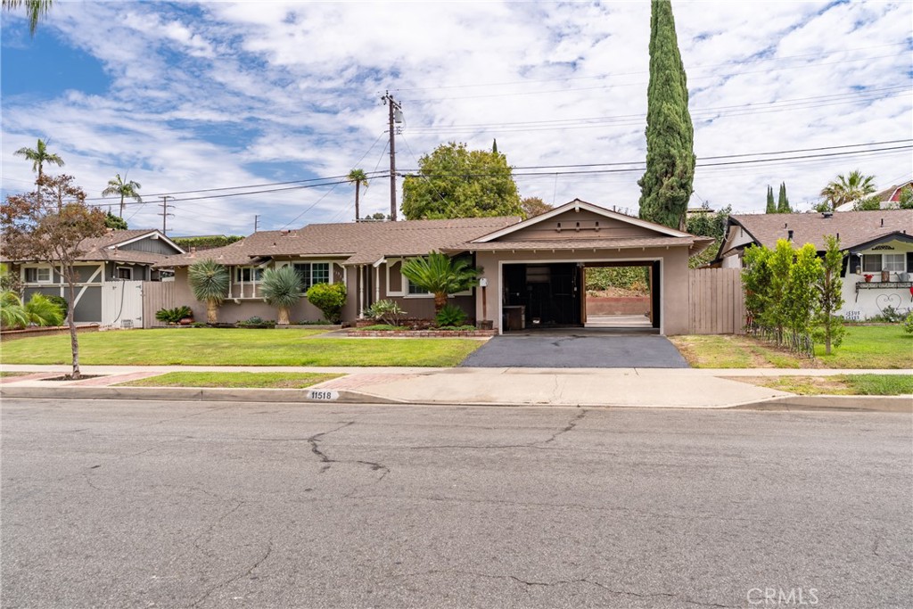 11518 Toerge Property Photo 4