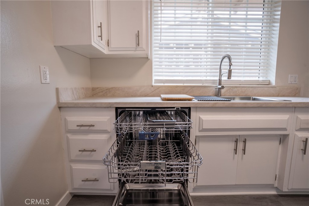 11518 Toerge Property Photo 11
