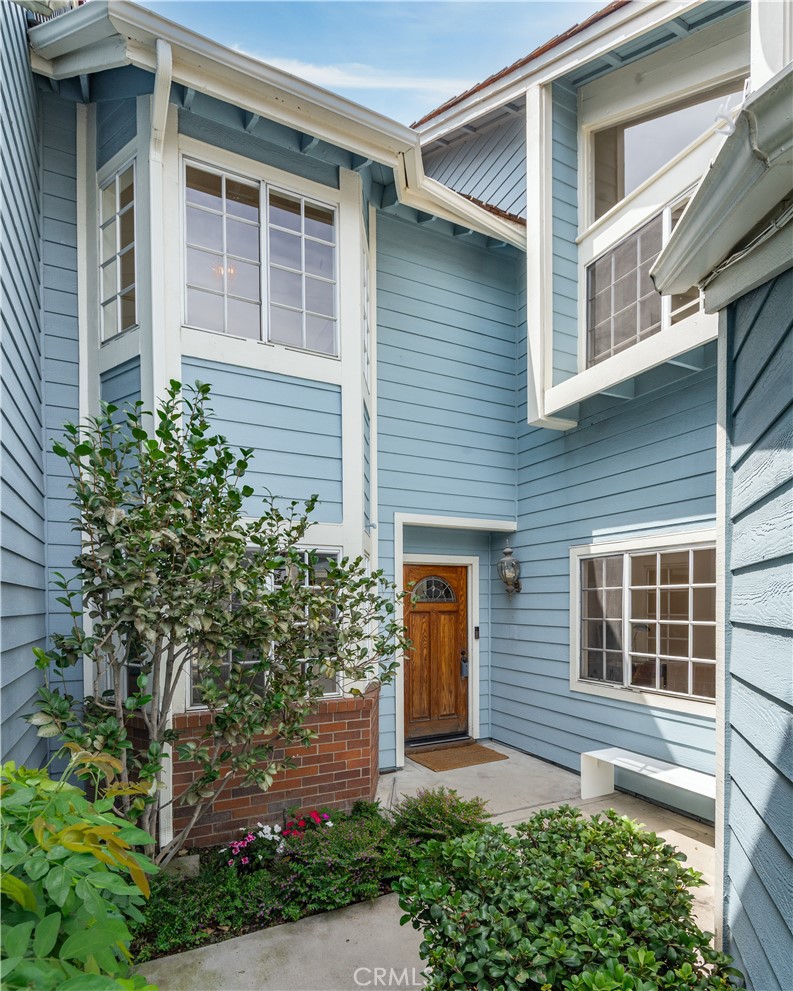 630 Wakefield Court 102 Property Photo 2