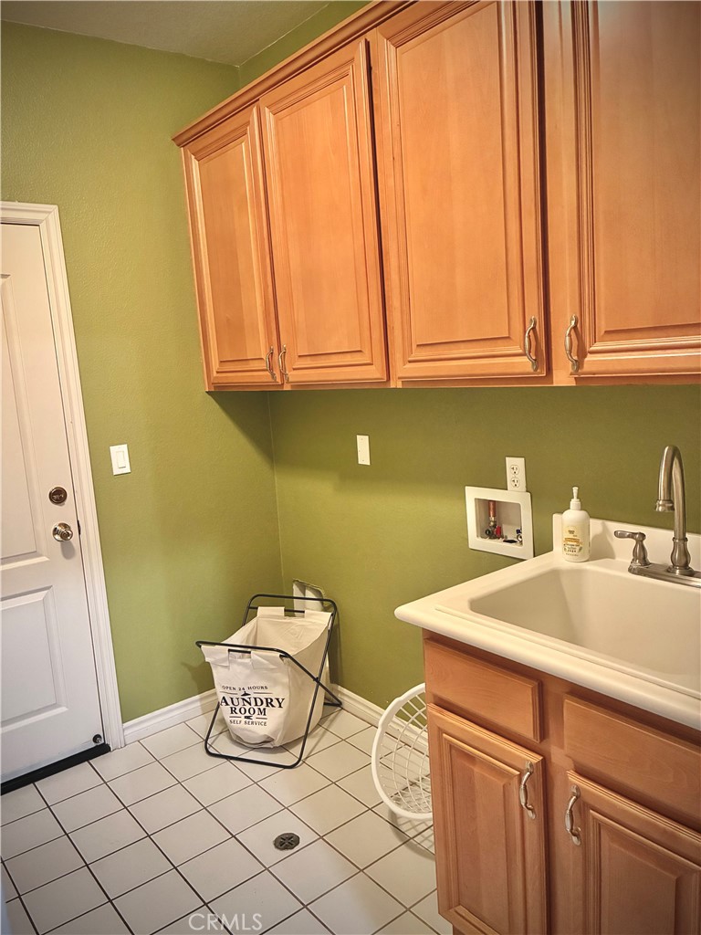 938 Brownie Property Photo 14