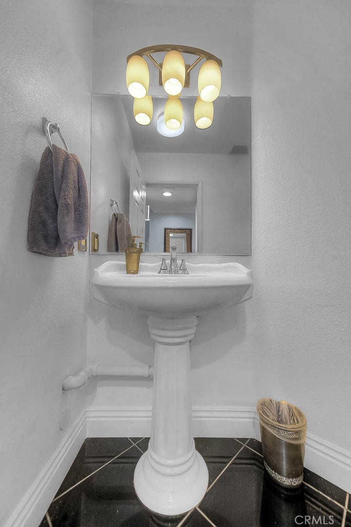 24727 Carmel Drive Property Photo 10
