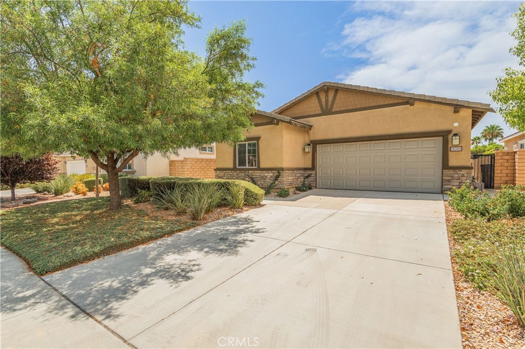 26389 Leos Property Photo 1