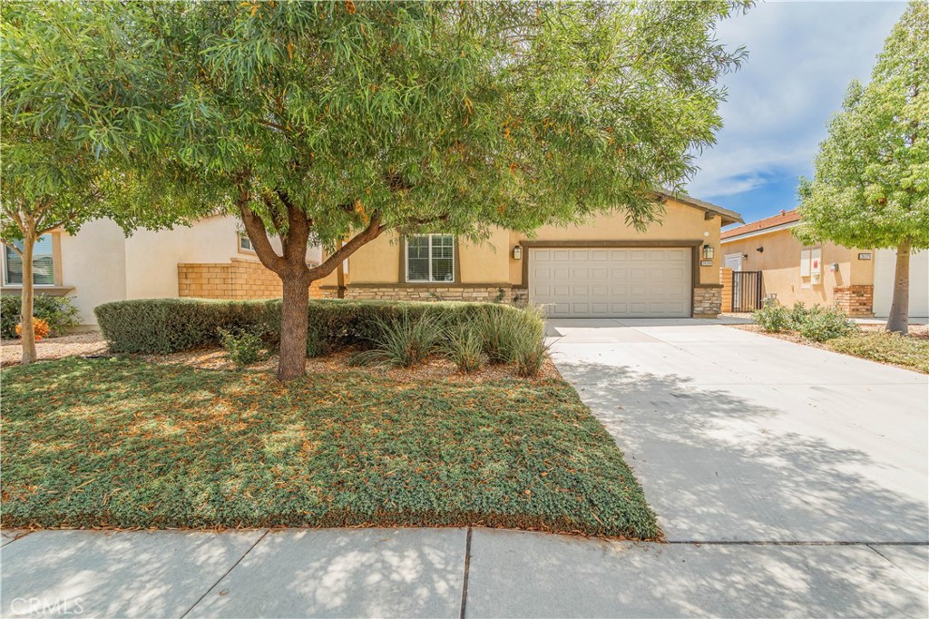 26389 Leos Property Photo 3